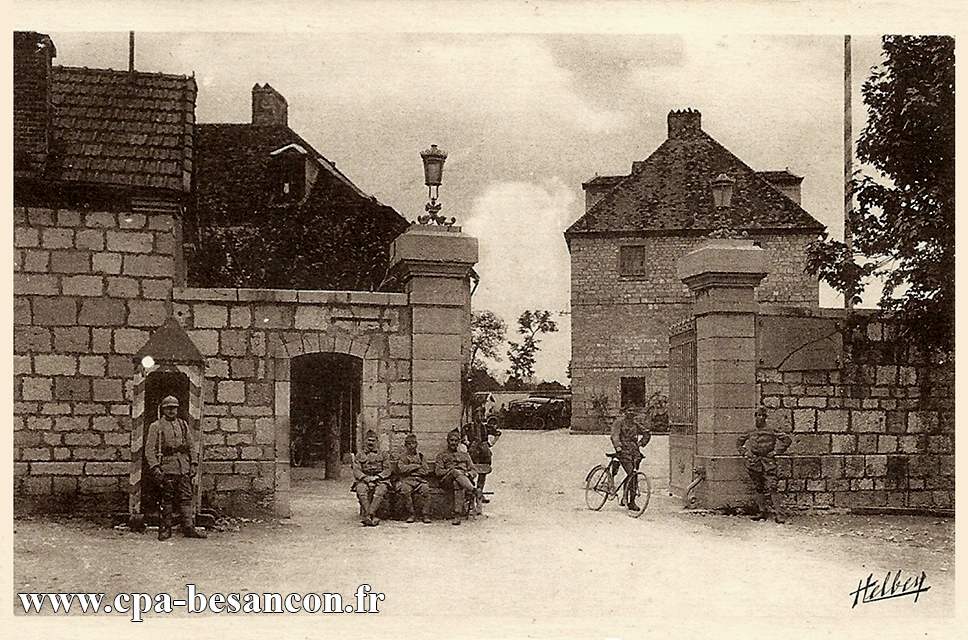 BESANÇON - Caserne du Fort Griffon